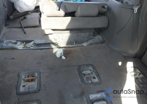 2011 Honda Odyssey Lx z USA, uszkodzony, nr VIN 5FNRL5H29BB00710